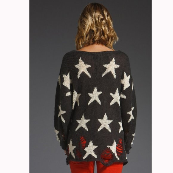 💥ICONIC💥Wildfox Seeing Stars Distressed Lennon Sweater in Vintage Dirty Black - Picture 7 of 12